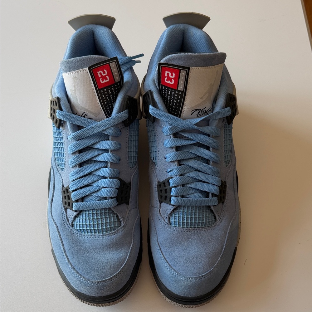 Air Jordan 4 Retro University Blue UNC - Size 9.5 (OG All + GOAT Verified)